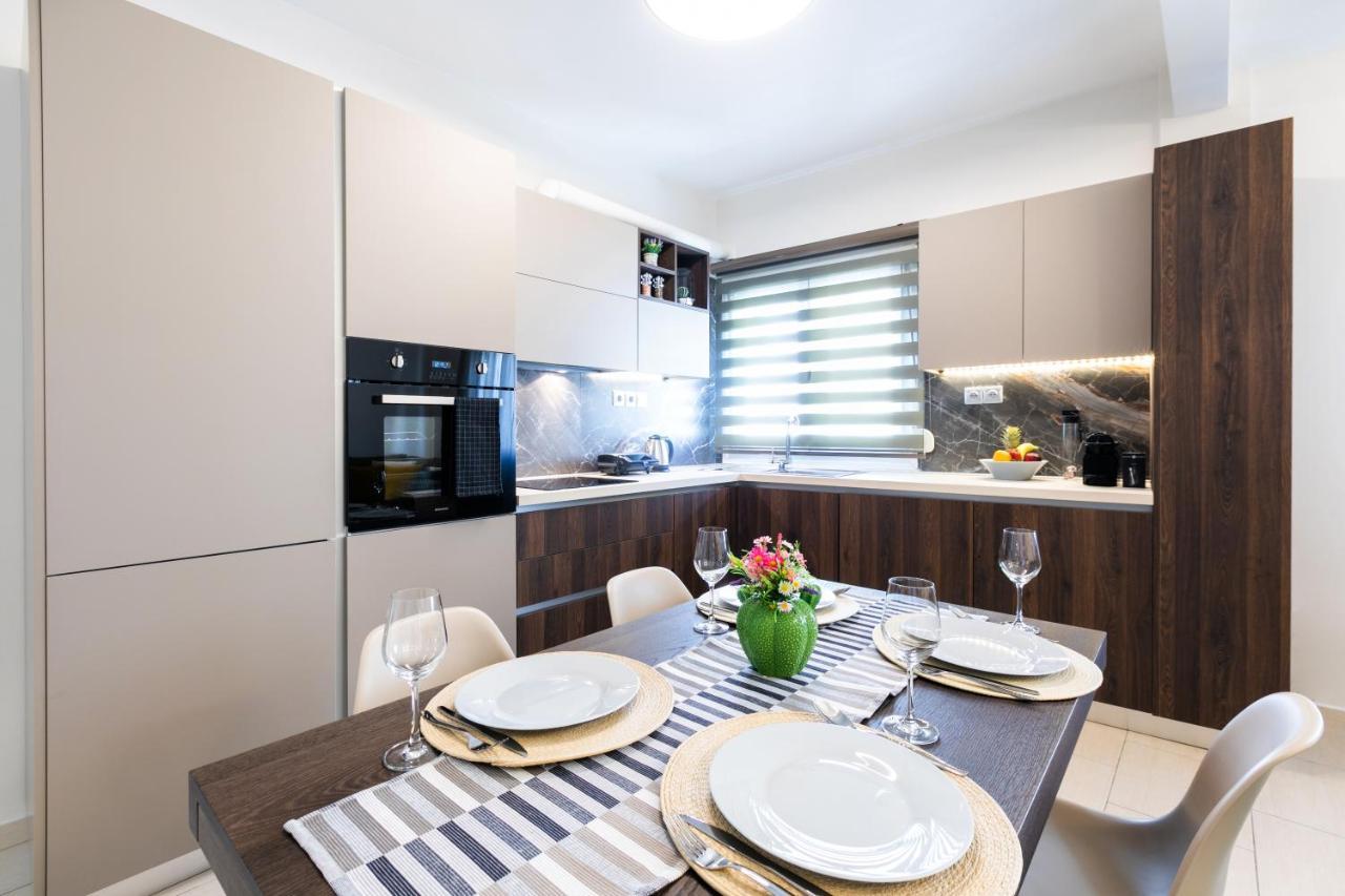 Sleeping Beauty Apartment City Center!! เทสซาโลนิกิ ภายนอก รูปภาพ
