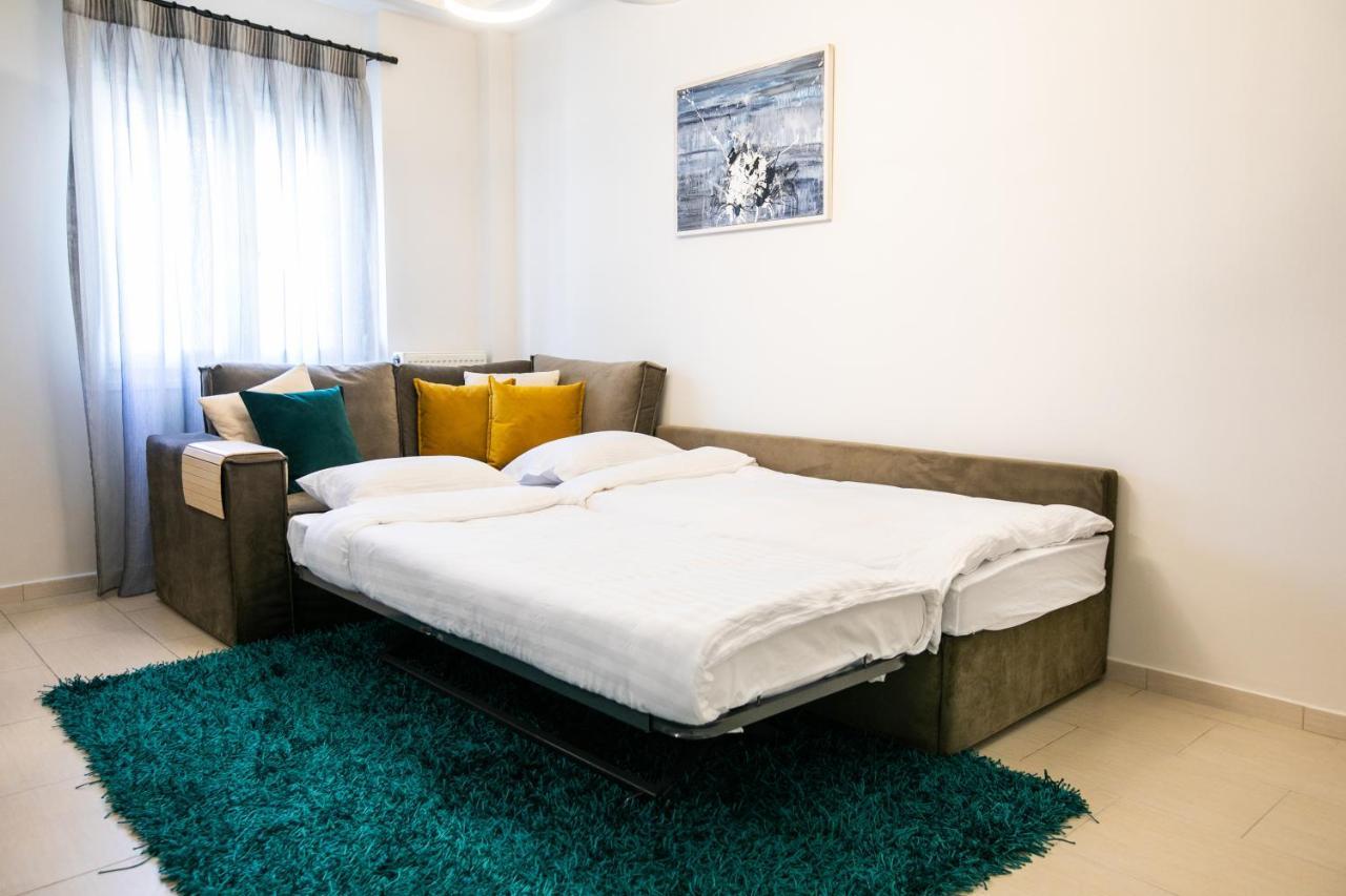 Sleeping Beauty Apartment City Center!! เทสซาโลนิกิ ภายนอก รูปภาพ
